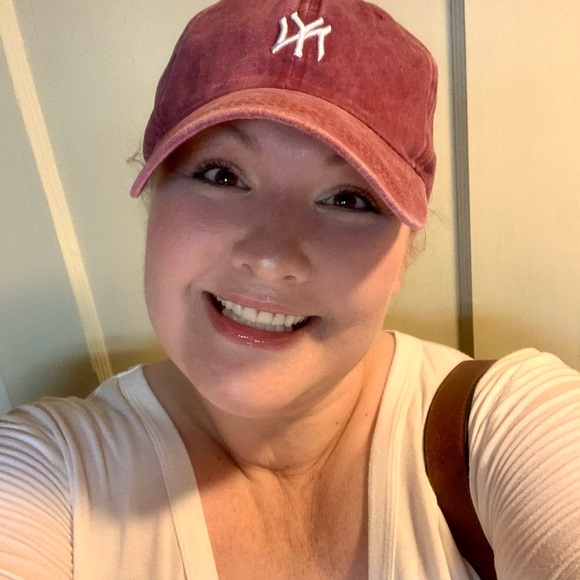 Meet your Posher, Crystal - Picture 3 of 3